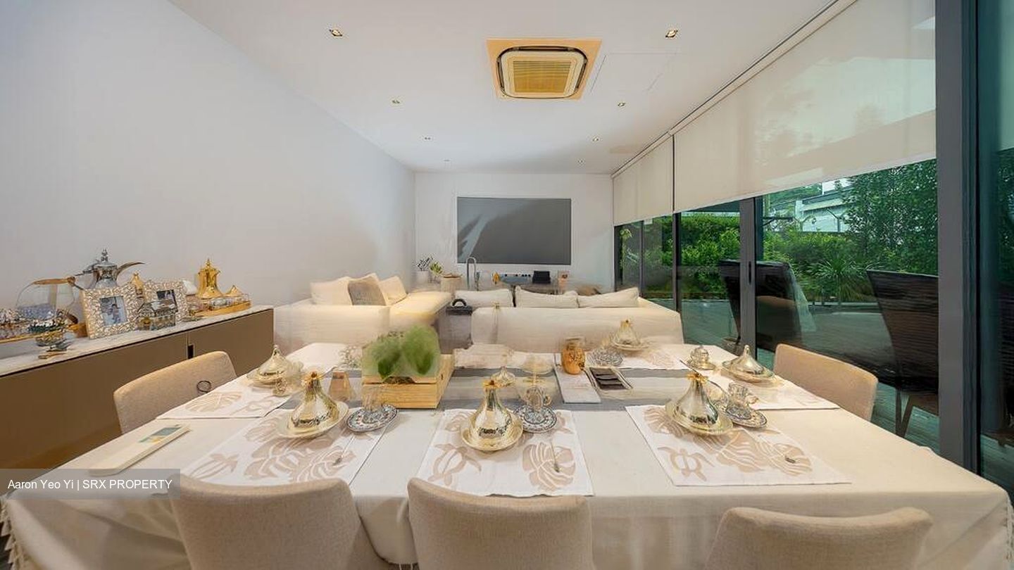 Cosford Road (D17), Terrace #477783581